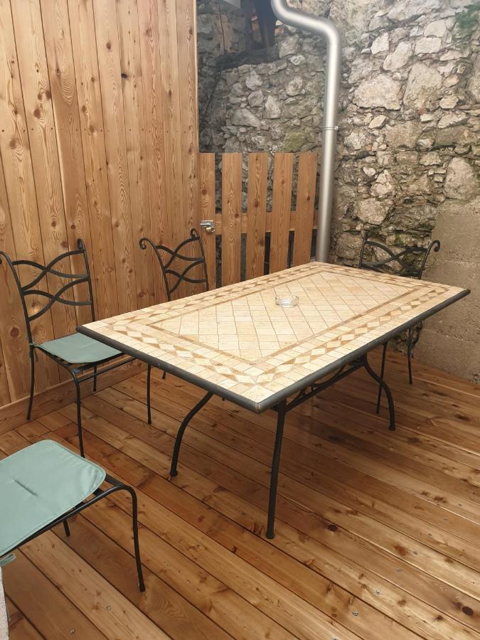 Apartma Na Klancu Кобарид Екстериор снимка
